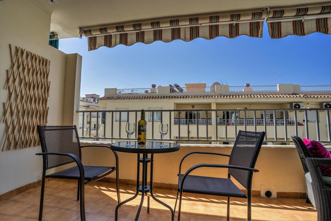 Andaluz Apartments - Algarrobo ネルハ エクステリア 写真