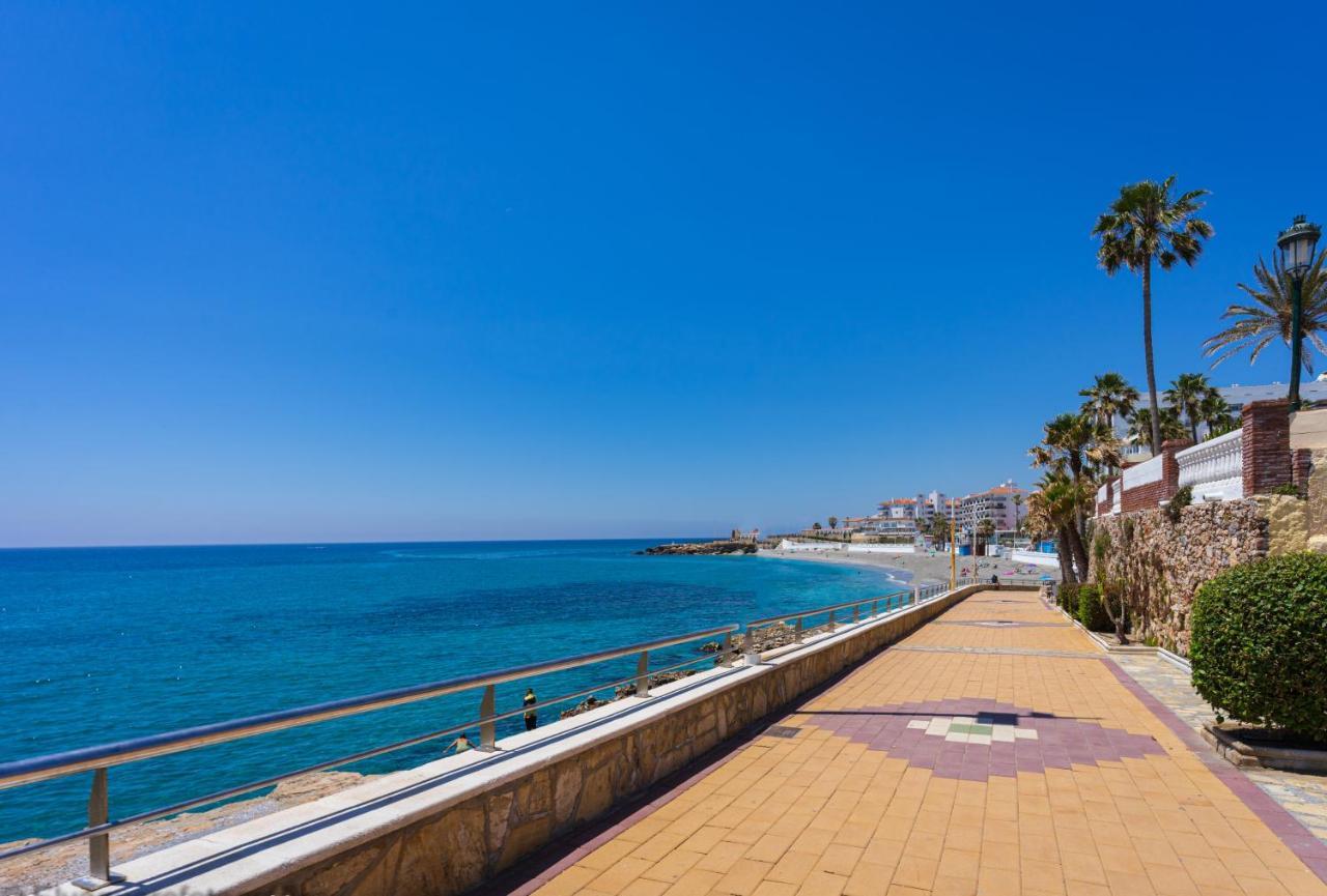 Andaluz Apartments - Algarrobo ネルハ エクステリア 写真