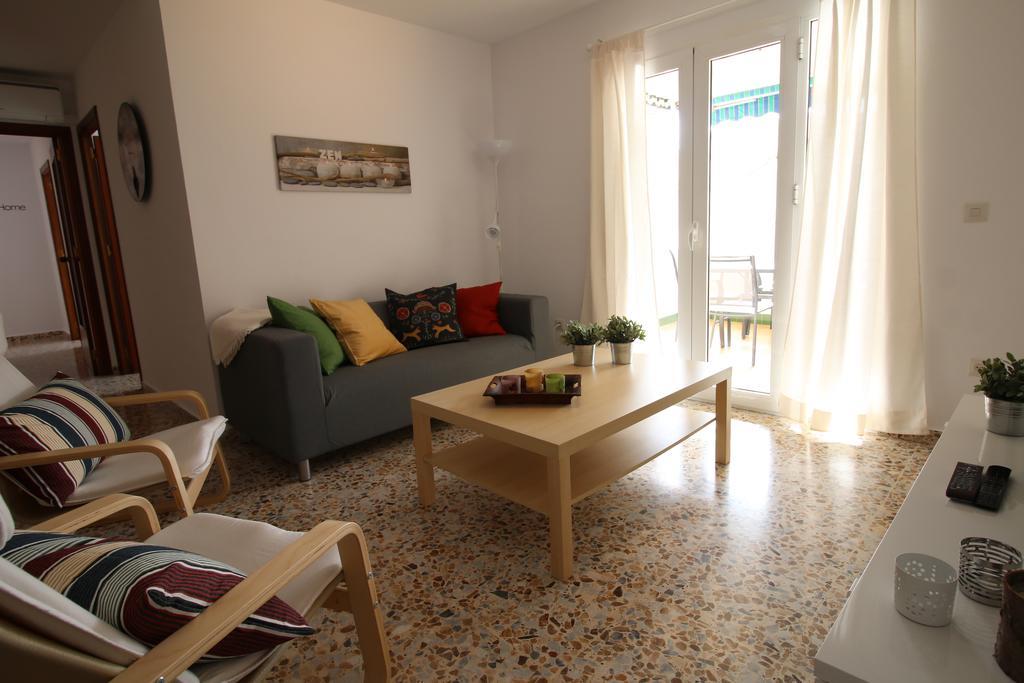 Andaluz Apartments - Algarrobo ネルハ エクステリア 写真